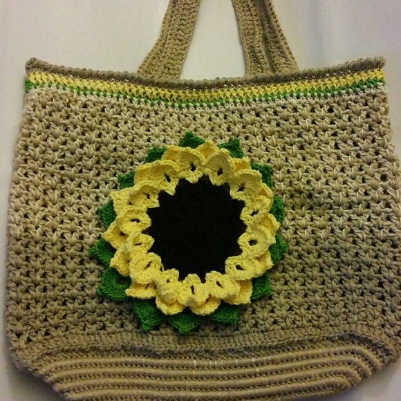 Sunflower summer bag👒👒END OF SUMMER SALE👒👙🏖️☀ - Picture 2 of 3